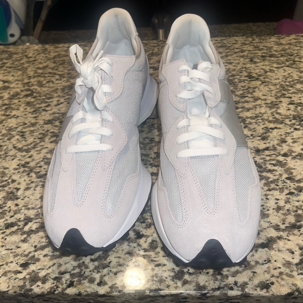 New Balance 327 shoes